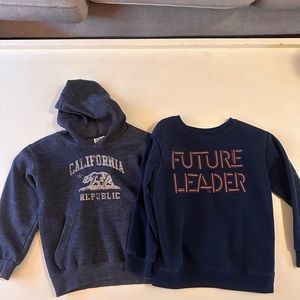 2 sweatshirts